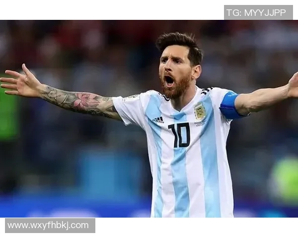 足球界三大球星是谁 他们的传奇故事与成就揭秘